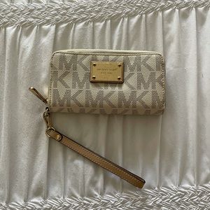Micheal Kors Wallet